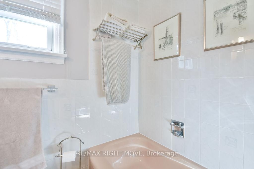 Photo 22 of 35 Fittons Road E, Orillia — HOMEH