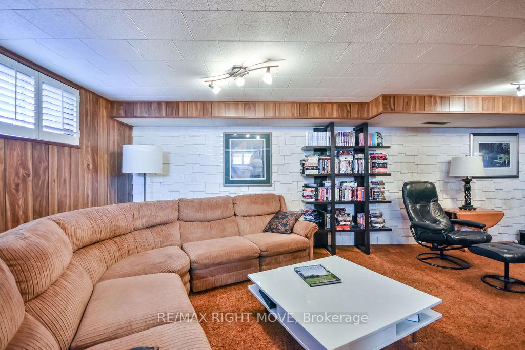 Photo 28 of 35 Fittons Road E, Orillia — HOMEH