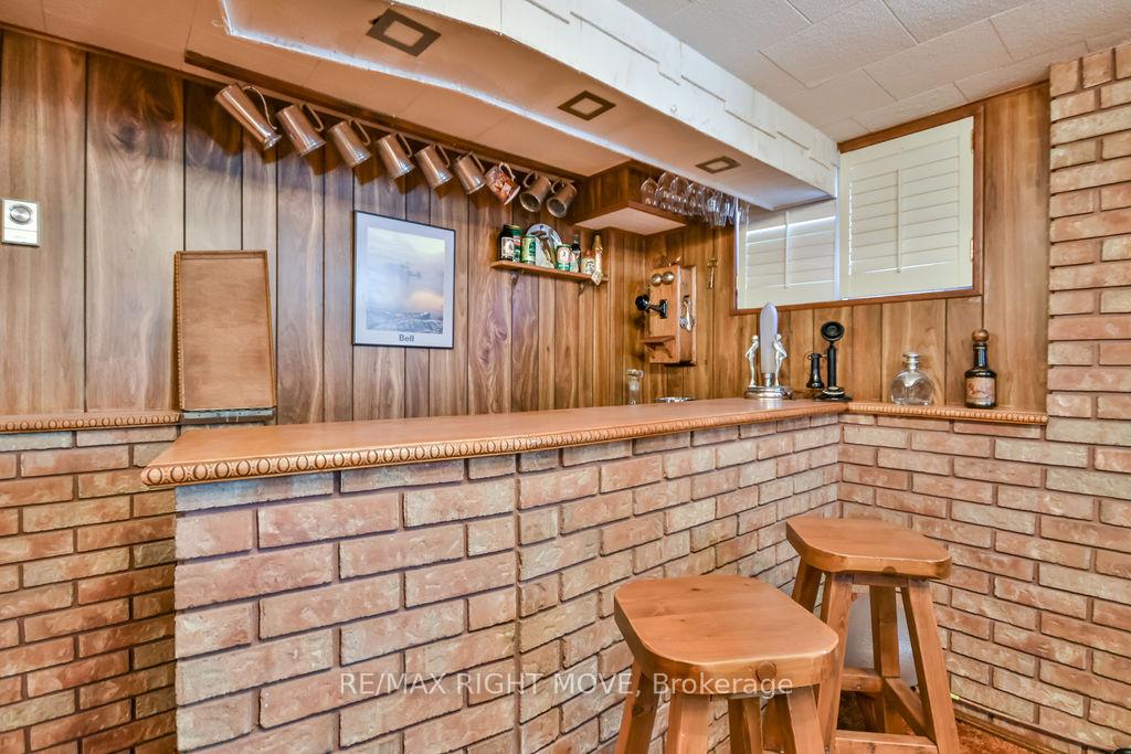 Photo 33 of 35 Fittons Road E, Orillia — HOMEH