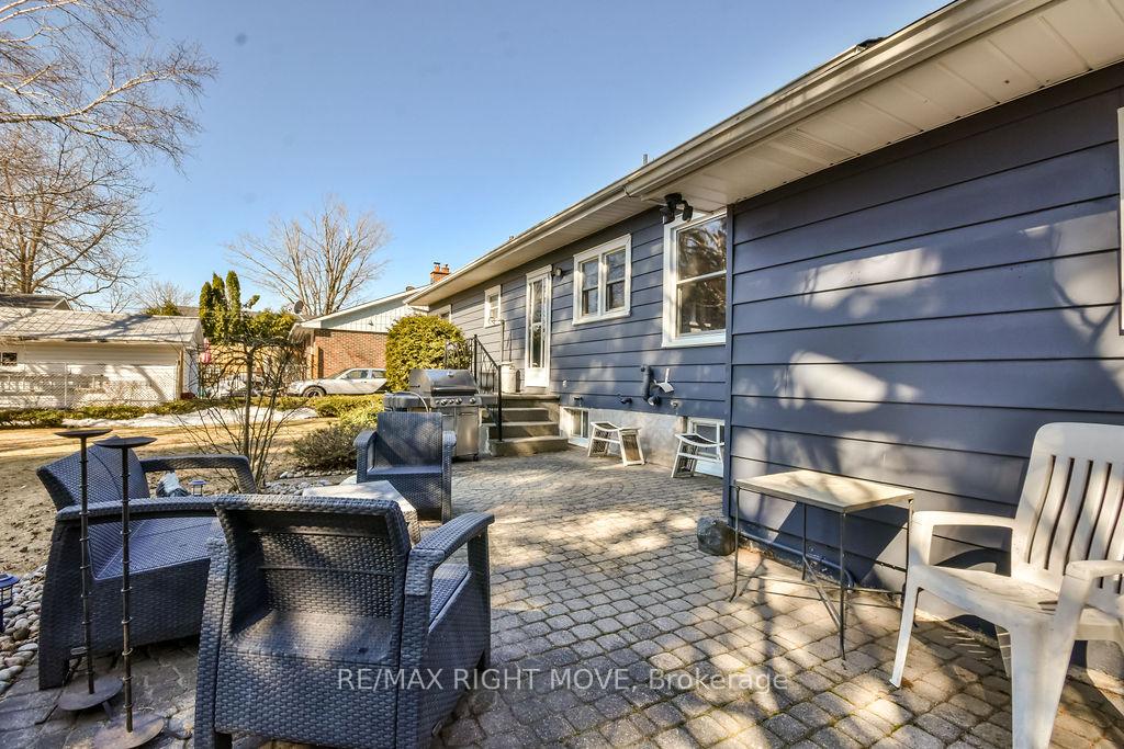Photo 38 of 35 Fittons Road E, Orillia — HOMEH