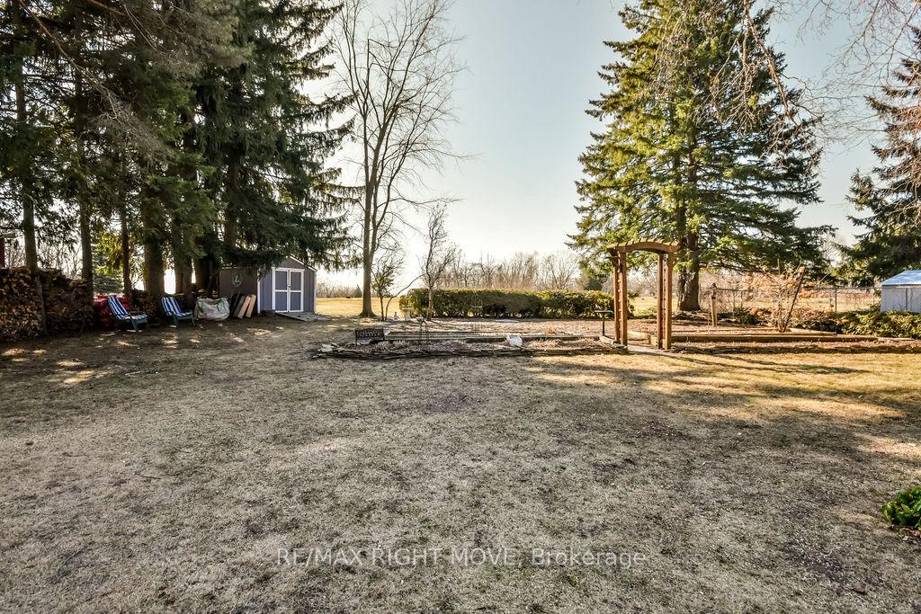 Photo 41 of 35 Fittons Road E, Orillia — HOMEH
