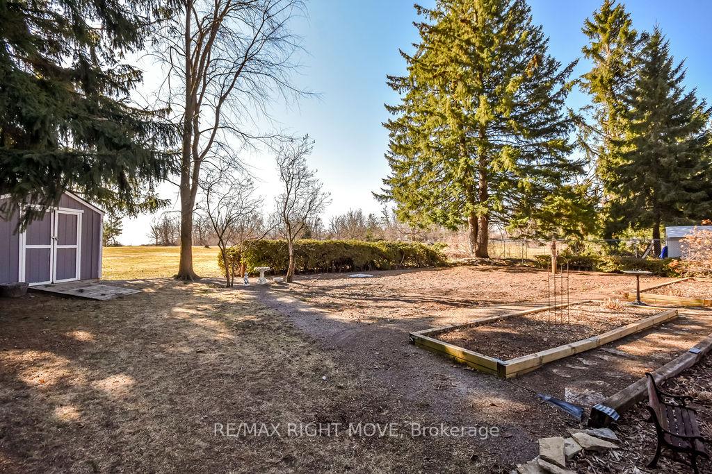 Photo 42 of 35 Fittons Road E, Orillia — HOMEH
