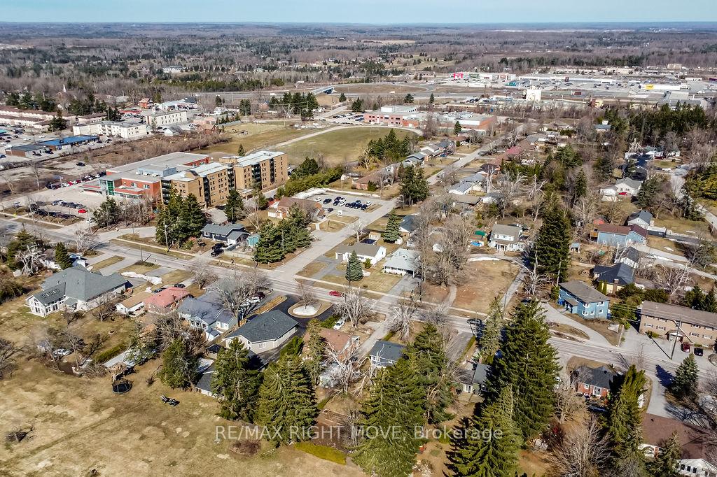 Photo 49 of 35 Fittons Road E, Orillia — HOMEH
