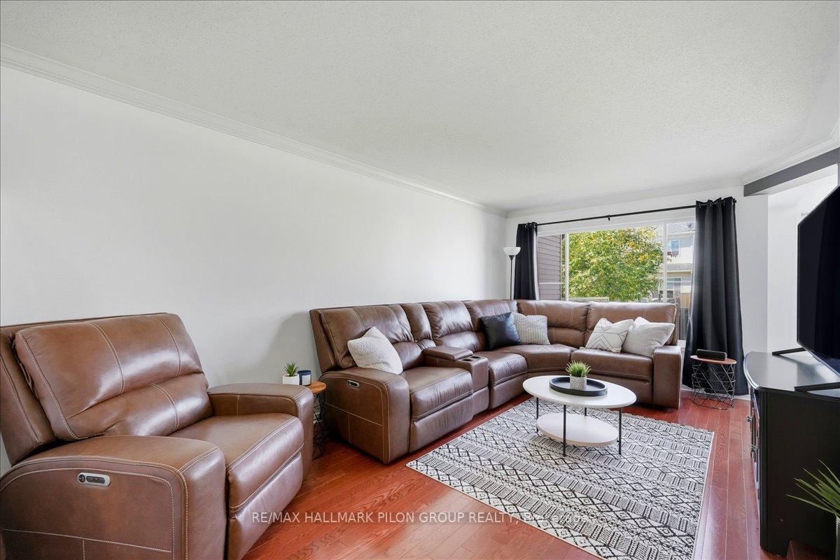 Photo 3 of 2135 Assomption Street, Ottawa, Avalon East — HOMEH