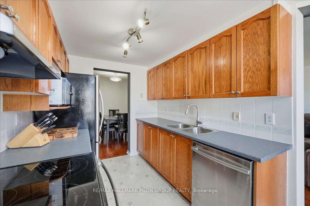 Photo 7 of 2135 Assomption Street, Ottawa, Avalon East — HOMEH