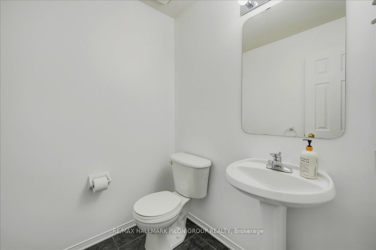 Photo 10 of 2135 Assomption Street, Ottawa, Avalon East — HOMEH