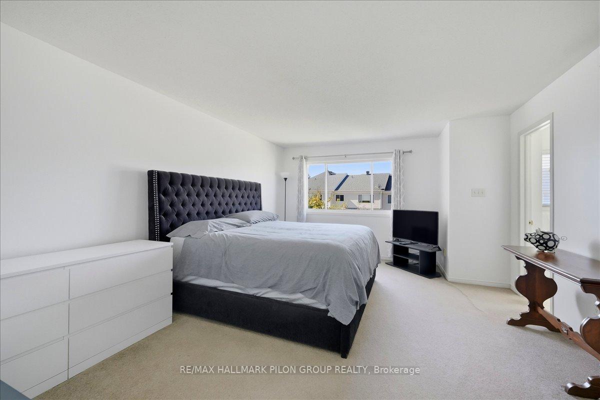 Photo 12 of 2135 Assomption Street, Ottawa, Avalon East — HOMEH