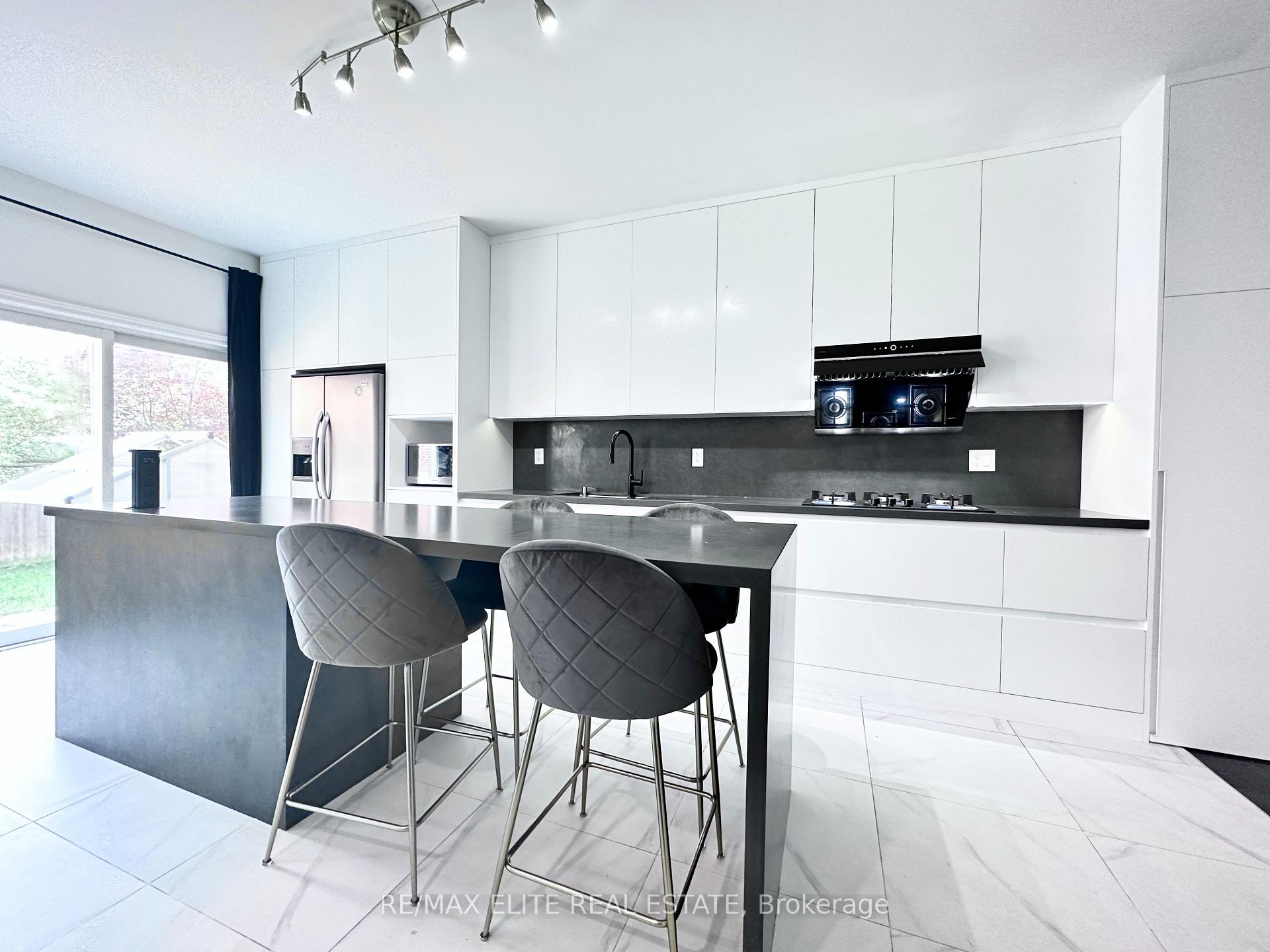 Photo 1 of 7 Neeley Road, Markham, Greensborough — HOMEH