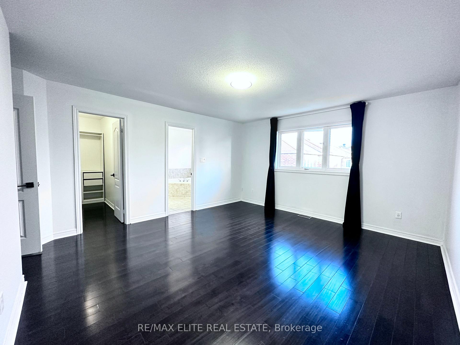 Photo 12 of 7 Neeley Road, Markham, Greensborough — HOMEH