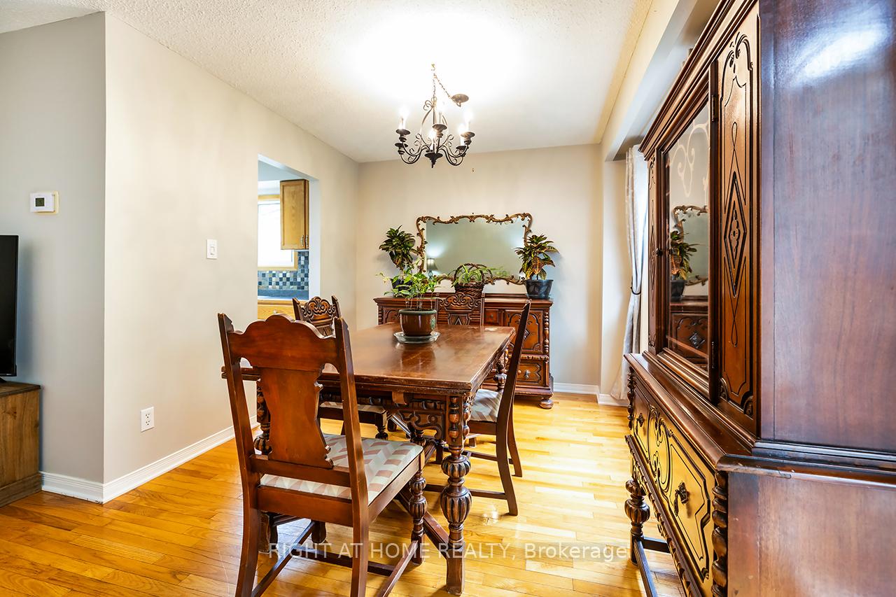 Photo 6 of 474 Lanark Drive, Oshawa, McLaughlin — HOMEH