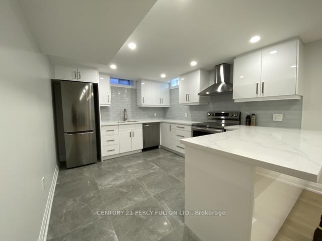 Photo 3 of Unit Bsmt, 688 Pascoe Court, Oshawa, Pinecrest — HOMEH