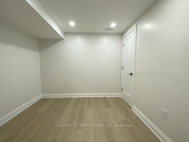Photo 8 of Unit Bsmt, 688 Pascoe Court, Oshawa, Pinecrest — HOMEH