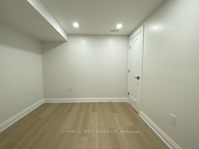 Photo 11 of Unit Bsmt, 688 Pascoe Court, Oshawa, Pinecrest — HOMEH