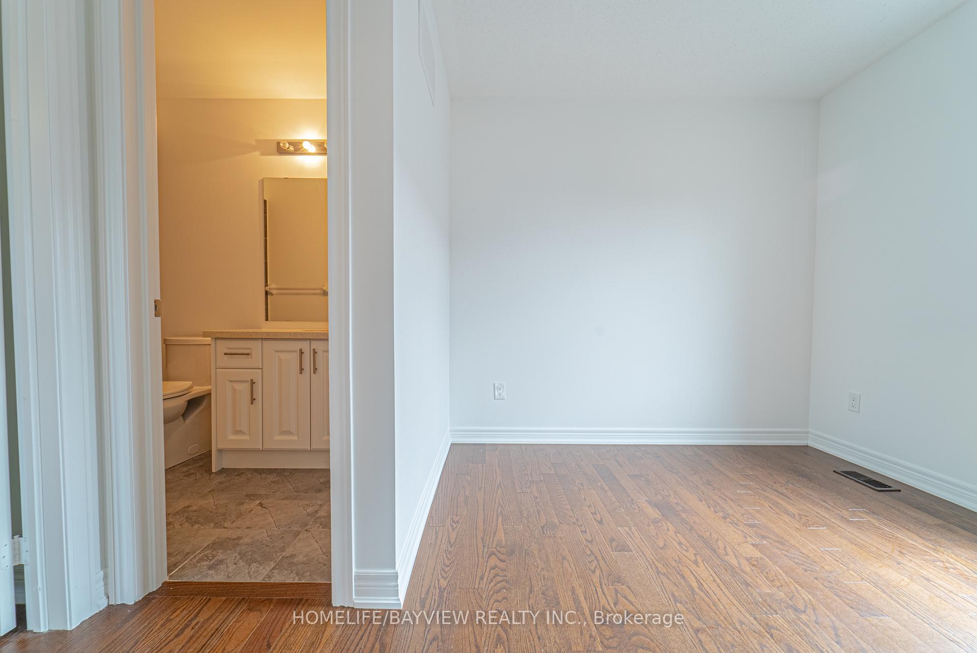 Photo 21 of 99 Kingsmere Crescent, New Tecumseth, Alliston — HOMEH