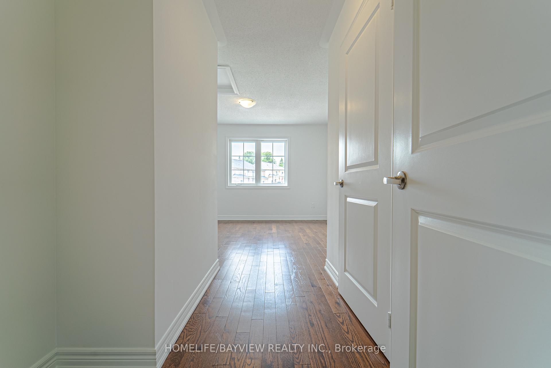 Photo 24 of 99 Kingsmere Crescent, New Tecumseth, Alliston — HOMEH
