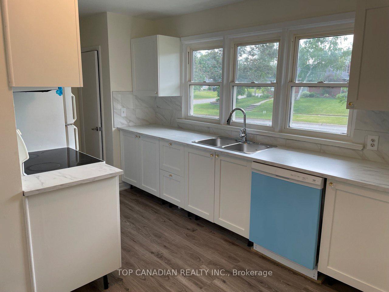 Photo 9 of 599 Gibbons Street, Oshawa, McLaughlin — HOMEH