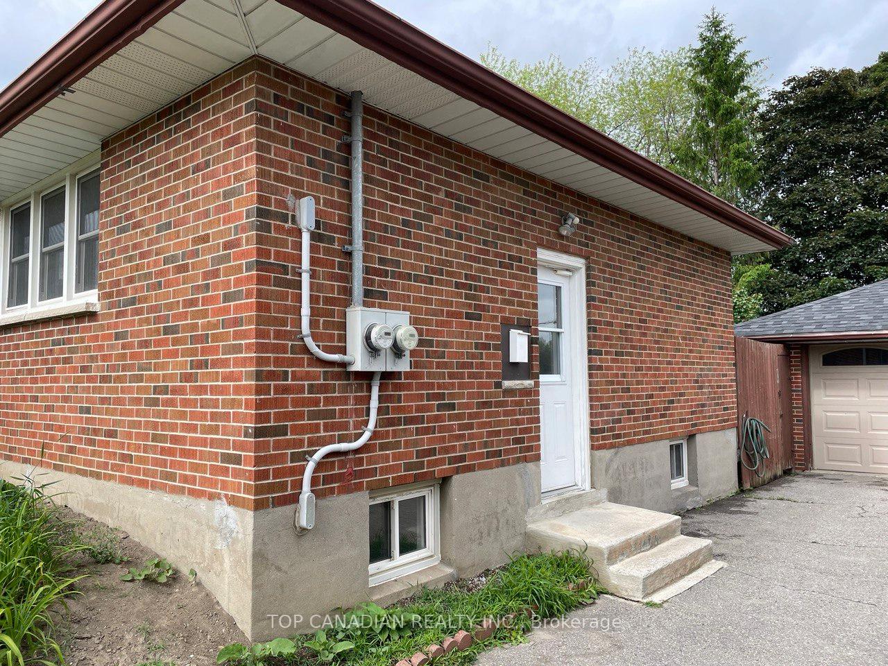 Photo 17 of 599 Gibbons Street, Oshawa, McLaughlin — HOMEH