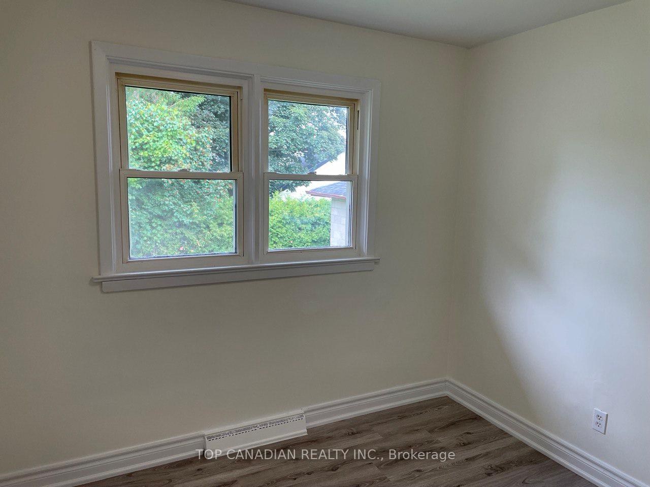 Photo 30 of 599 Gibbons Street, Oshawa, McLaughlin — HOMEH