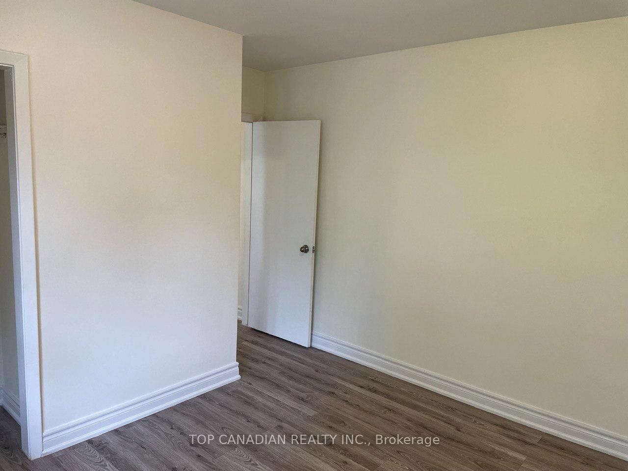 Photo 32 of 599 Gibbons Street, Oshawa, McLaughlin — HOMEH