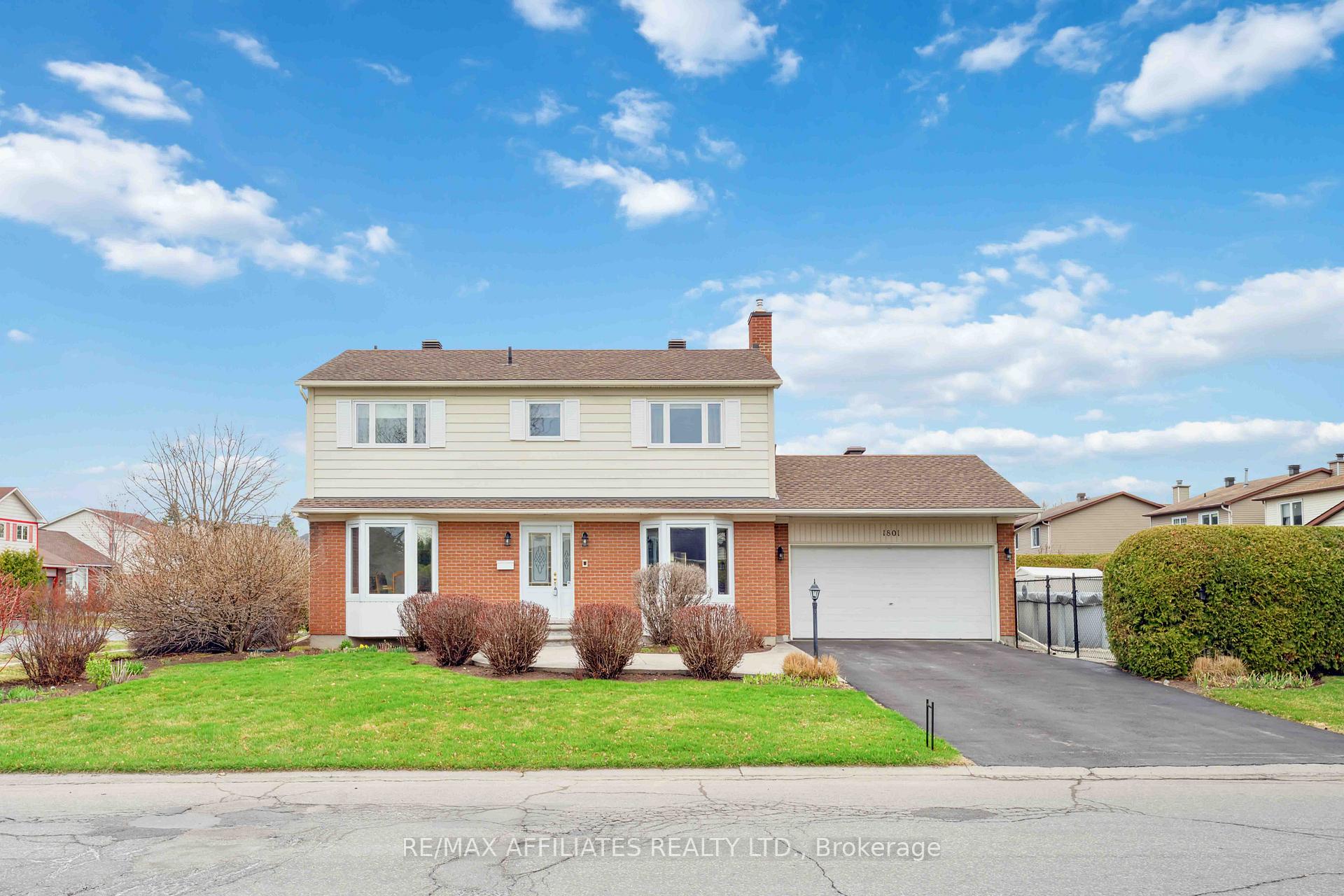 Photo 1 of 1801 Simard Drive, Ottawa, Chateauneuf — HOMEH