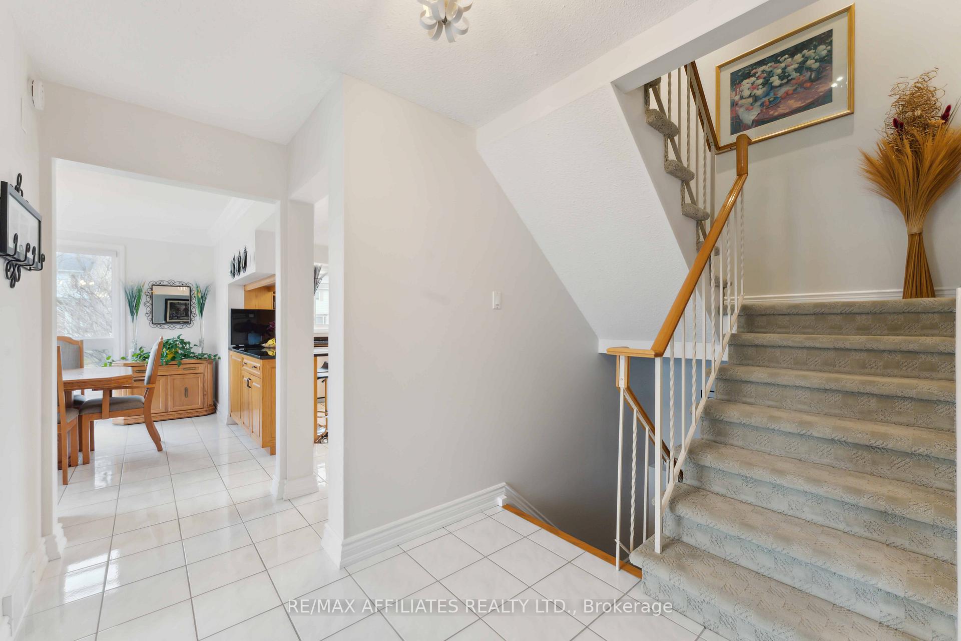 Photo 2 of 1801 Simard Drive, Ottawa, Chateauneuf — HOMEH
