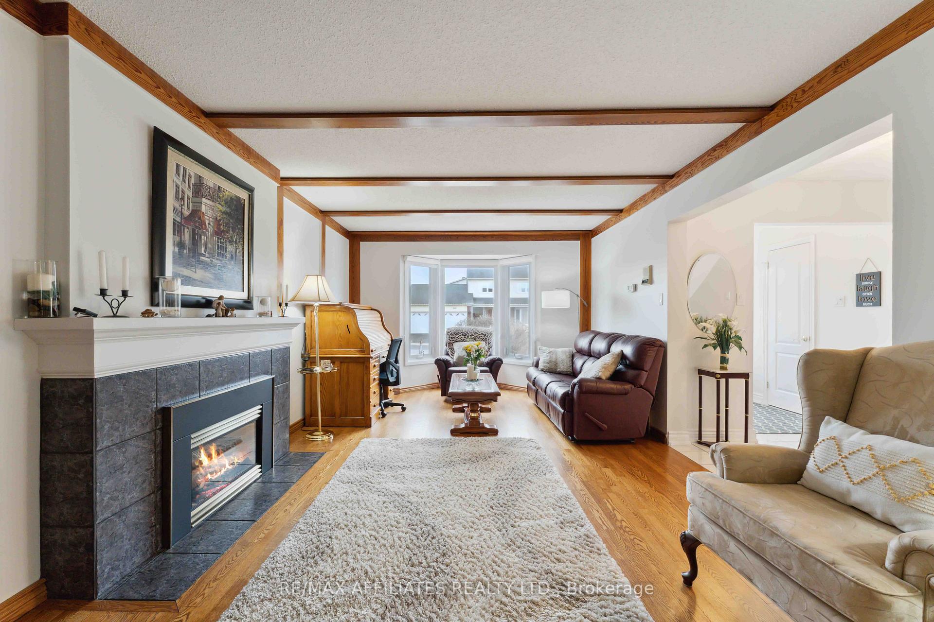 Photo 4 of 1801 Simard Drive, Ottawa, Chateauneuf — HOMEH