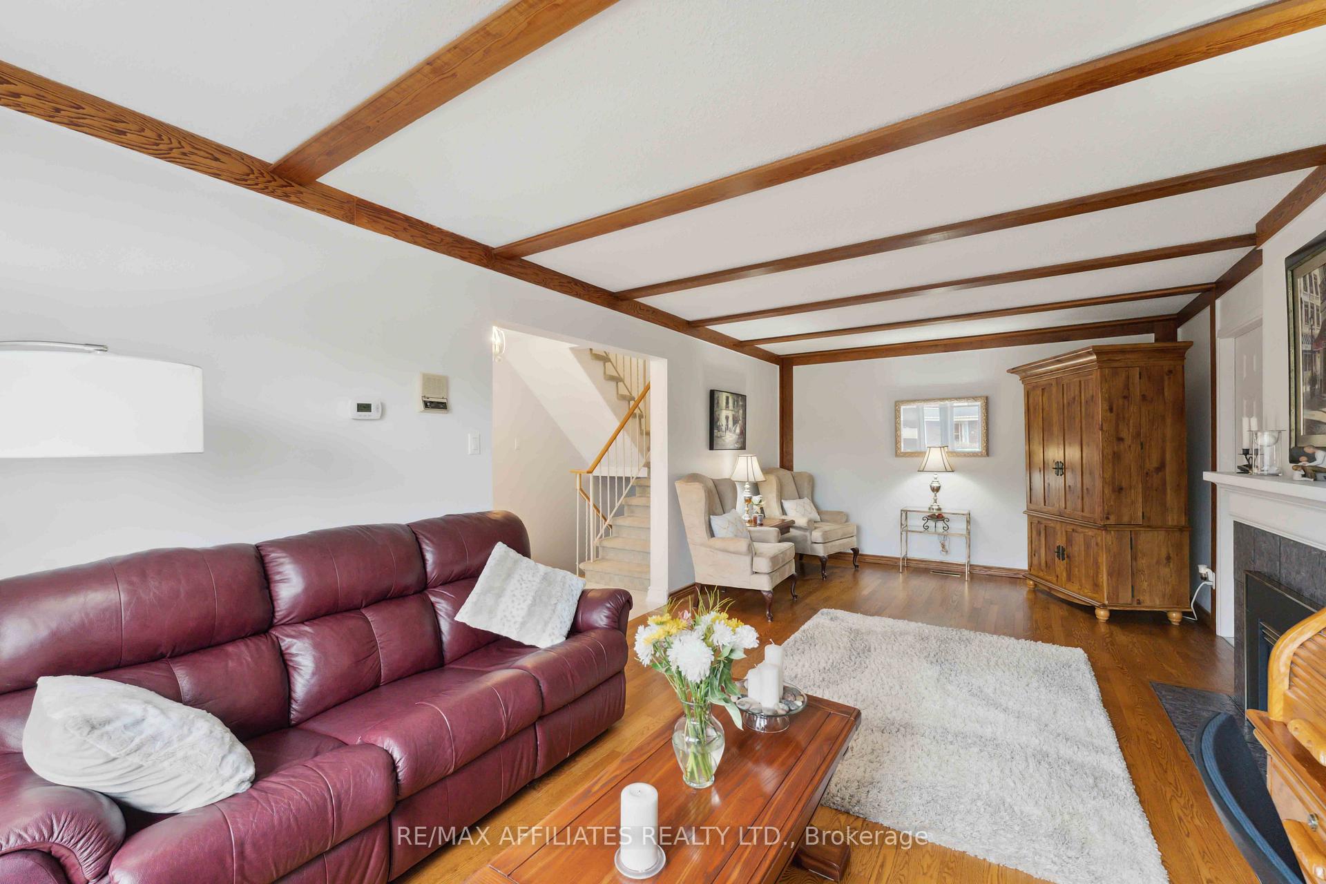 Photo 5 of 1801 Simard Drive, Ottawa, Chateauneuf — HOMEH