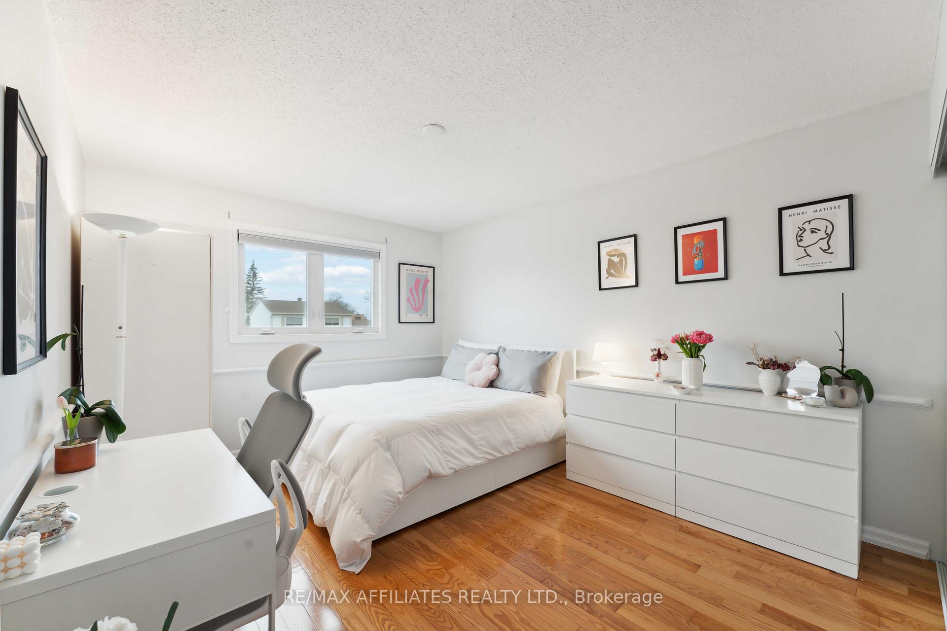 Photo 19 of 1801 Simard Drive, Ottawa, Chateauneuf — HOMEH