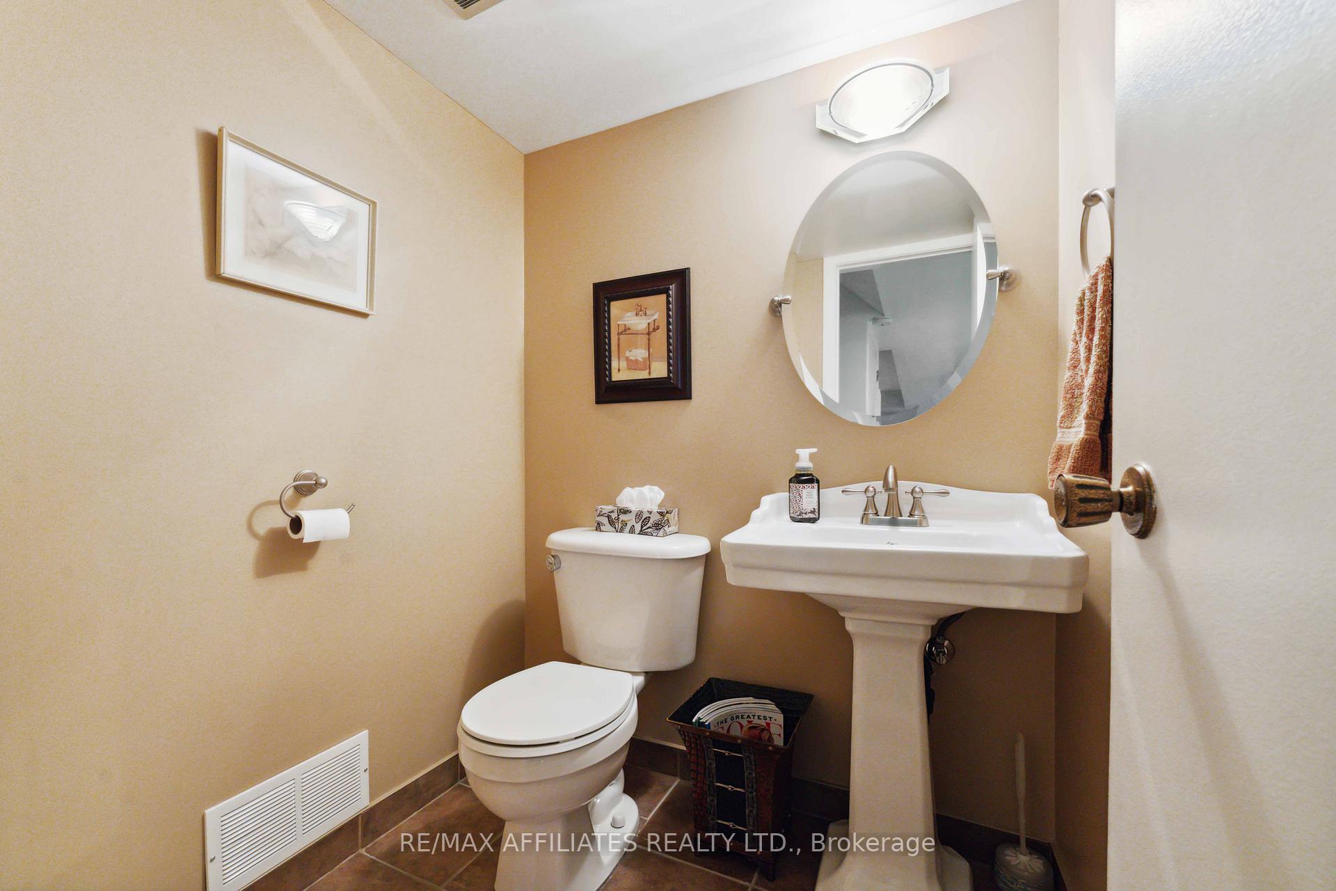 Photo 27 of 1801 Simard Drive, Ottawa, Chateauneuf — HOMEH