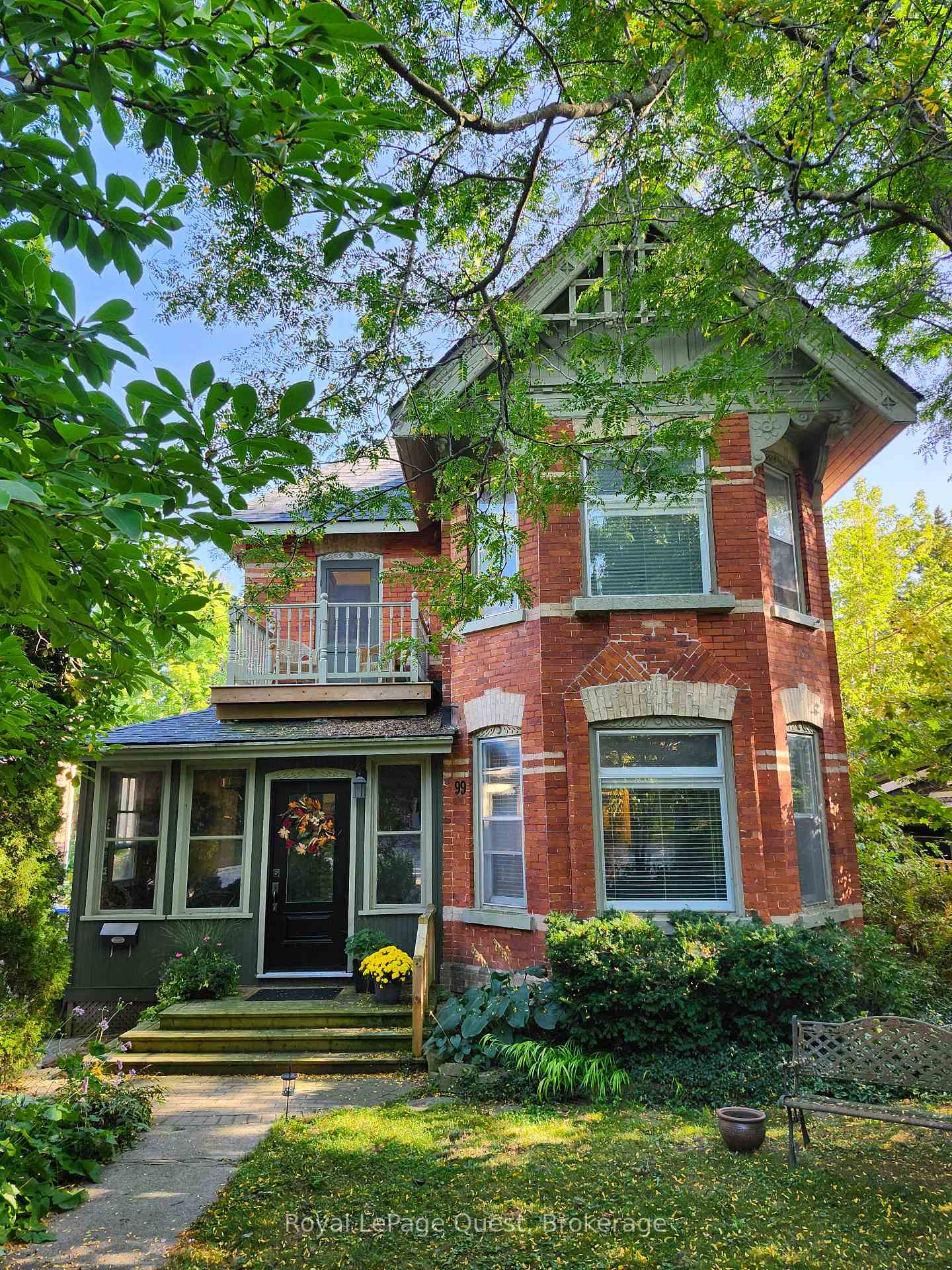 Photo 2 of 99 Tecumseth Street, Orillia — HOMEH