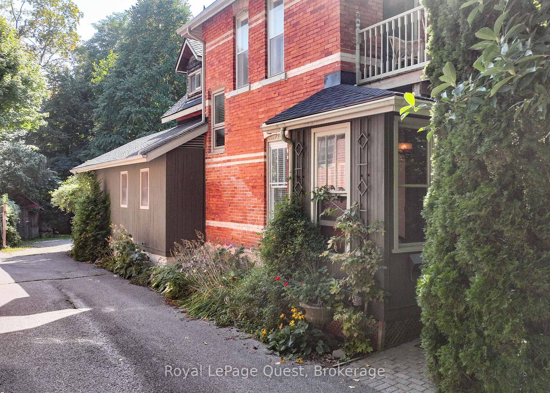 Photo 4 of 99 Tecumseth Street, Orillia — HOMEH