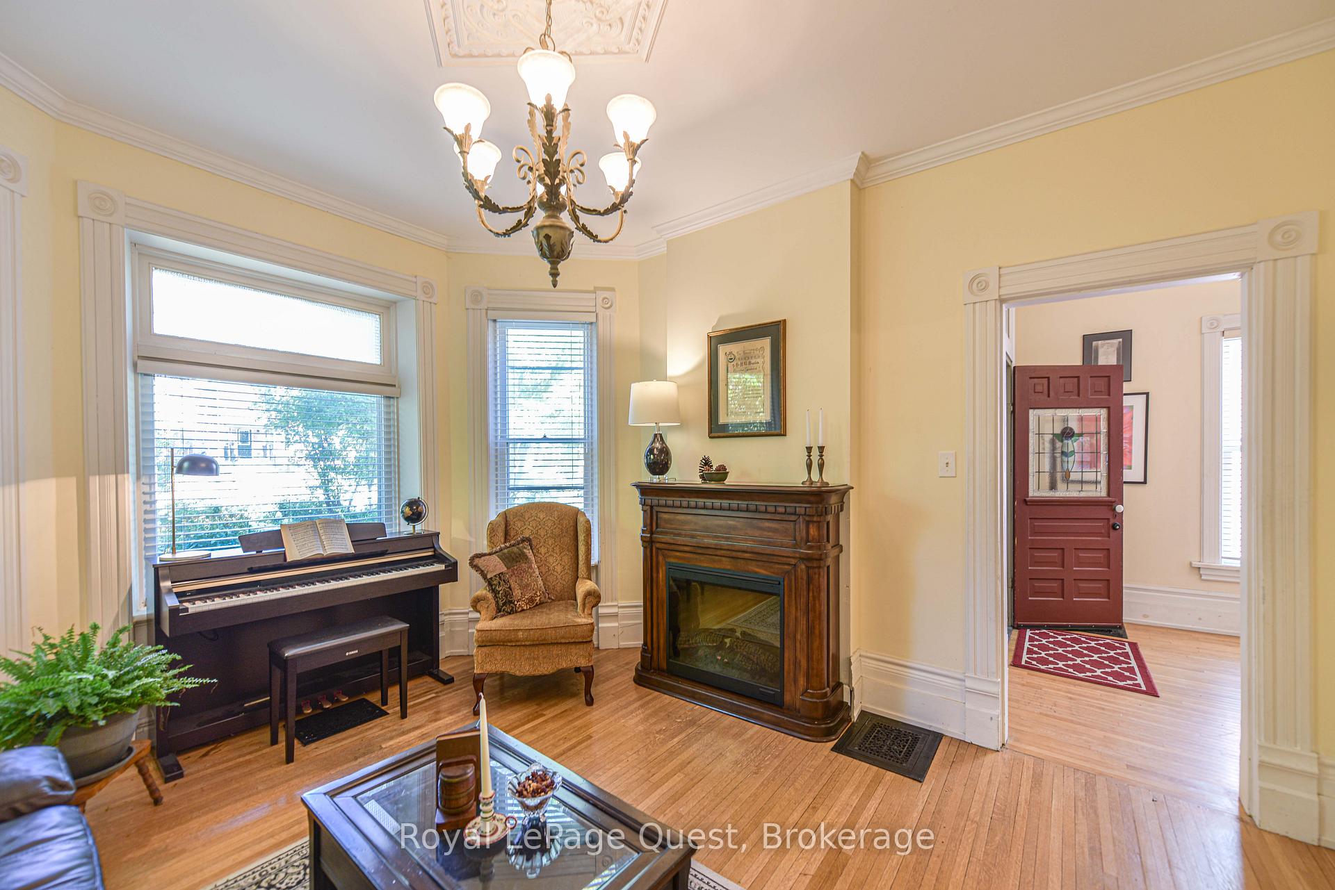 Photo 12 of 99 Tecumseth Street, Orillia — HOMEH