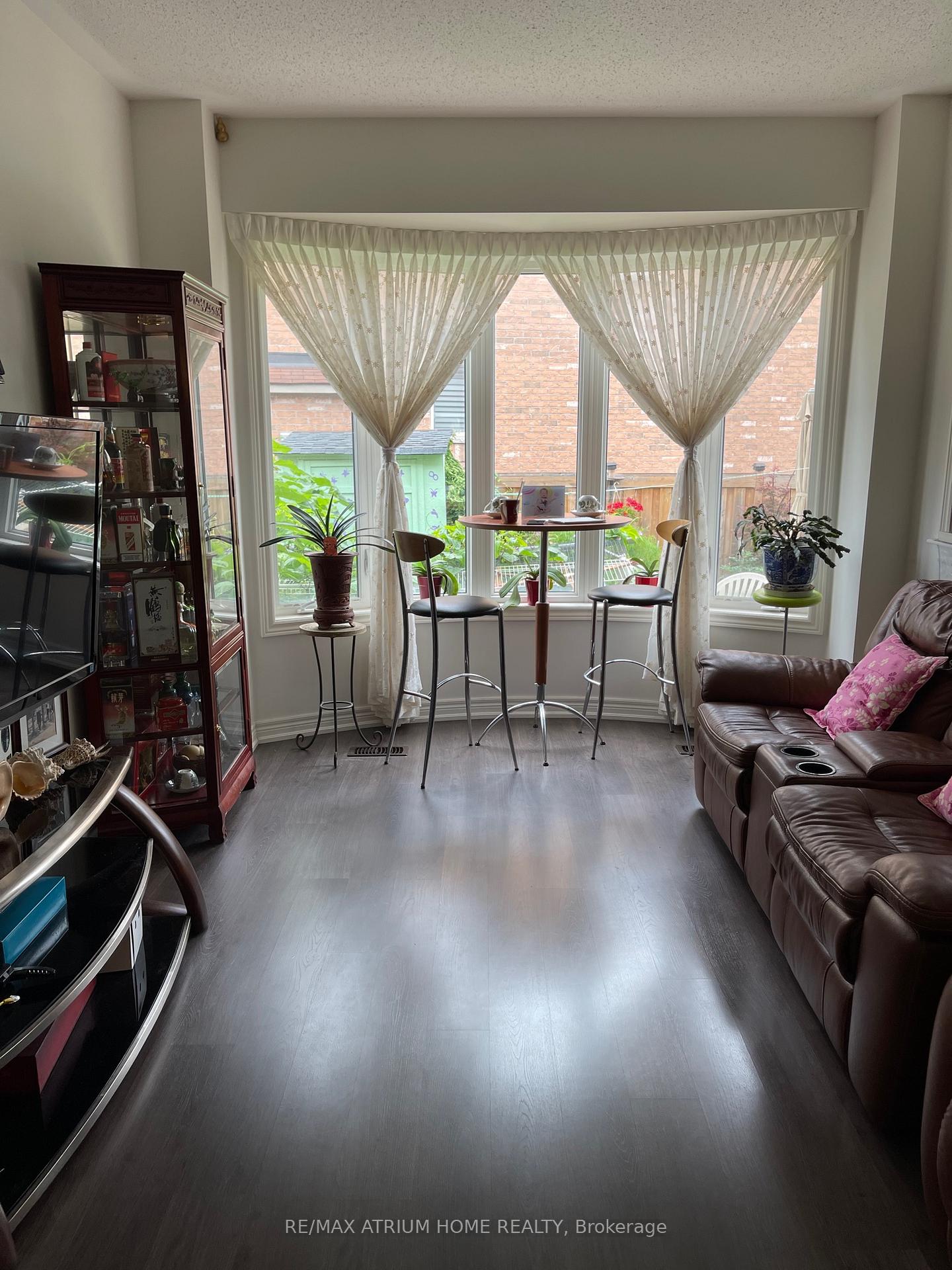 Photo 5 of 131 Harbord Street, Markham, Berczy — HOMEH