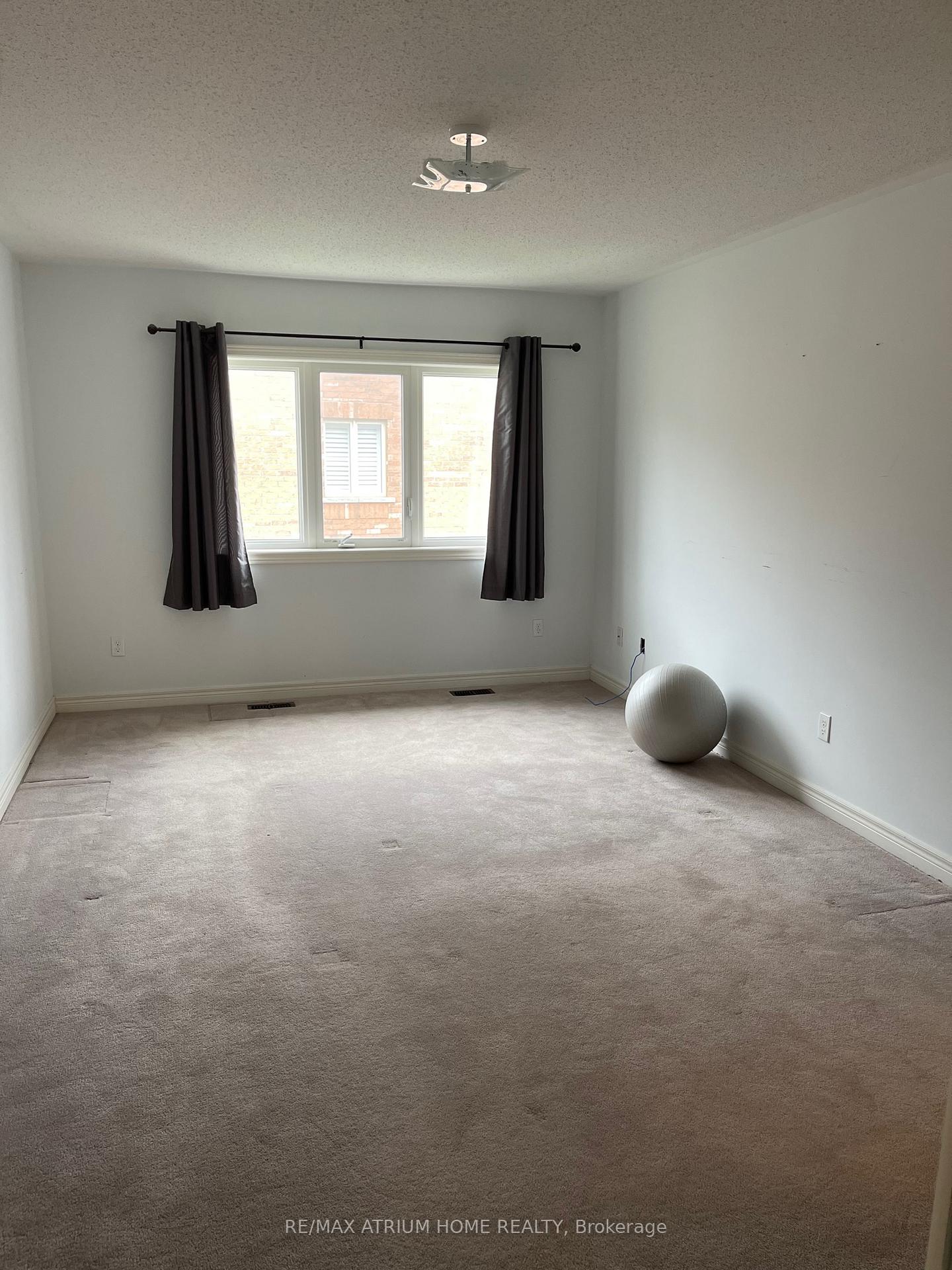 Photo 12 of 131 Harbord Street, Markham, Berczy — HOMEH