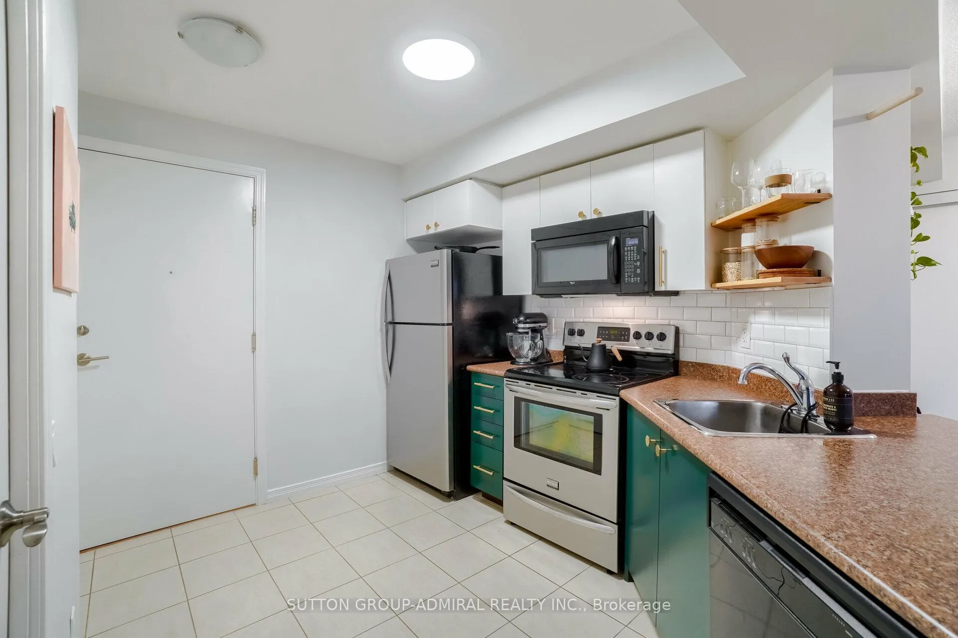 Photo 13 of Unit 1138, 60 Heintzman Street, Toronto, Junction Area — HOMEH