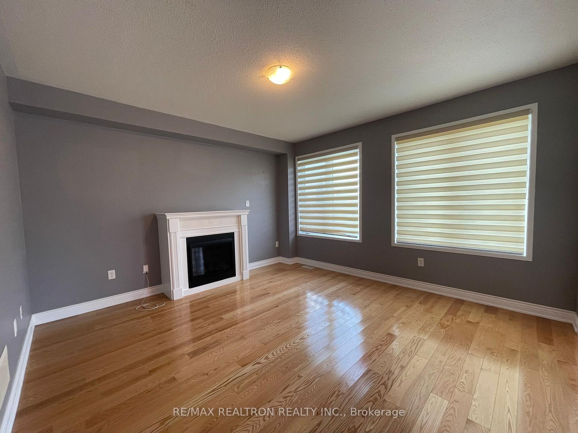 Photo 4 of 2589 Snow Knight Drive, Oshawa, Windfields — HOMEH