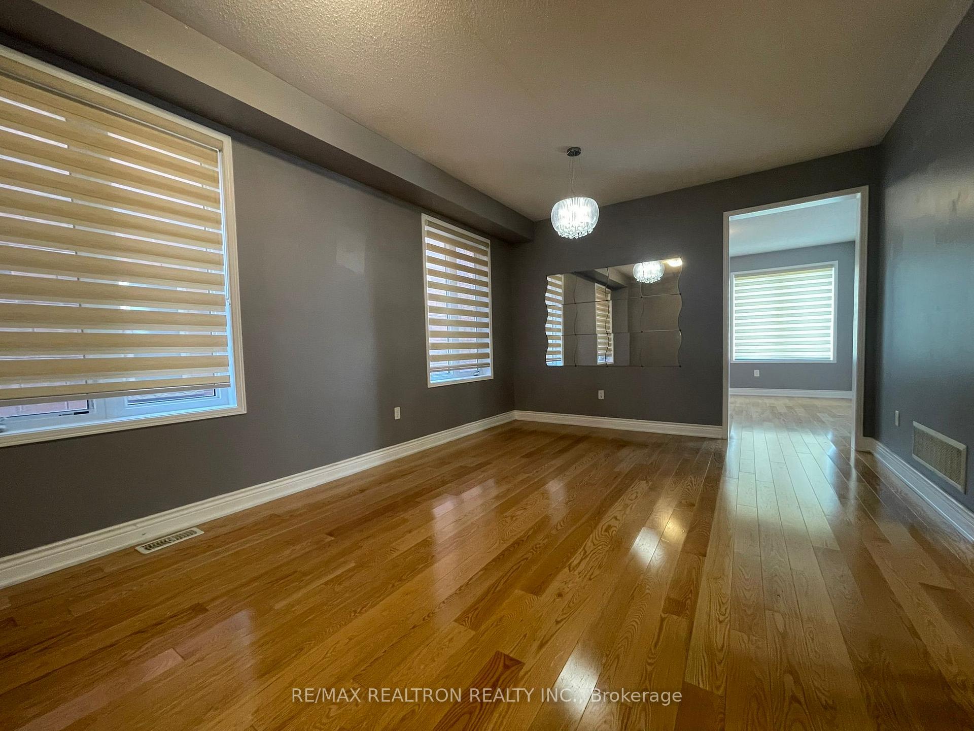Photo 6 of 2589 Snow Knight Drive, Oshawa, Windfields — HOMEH