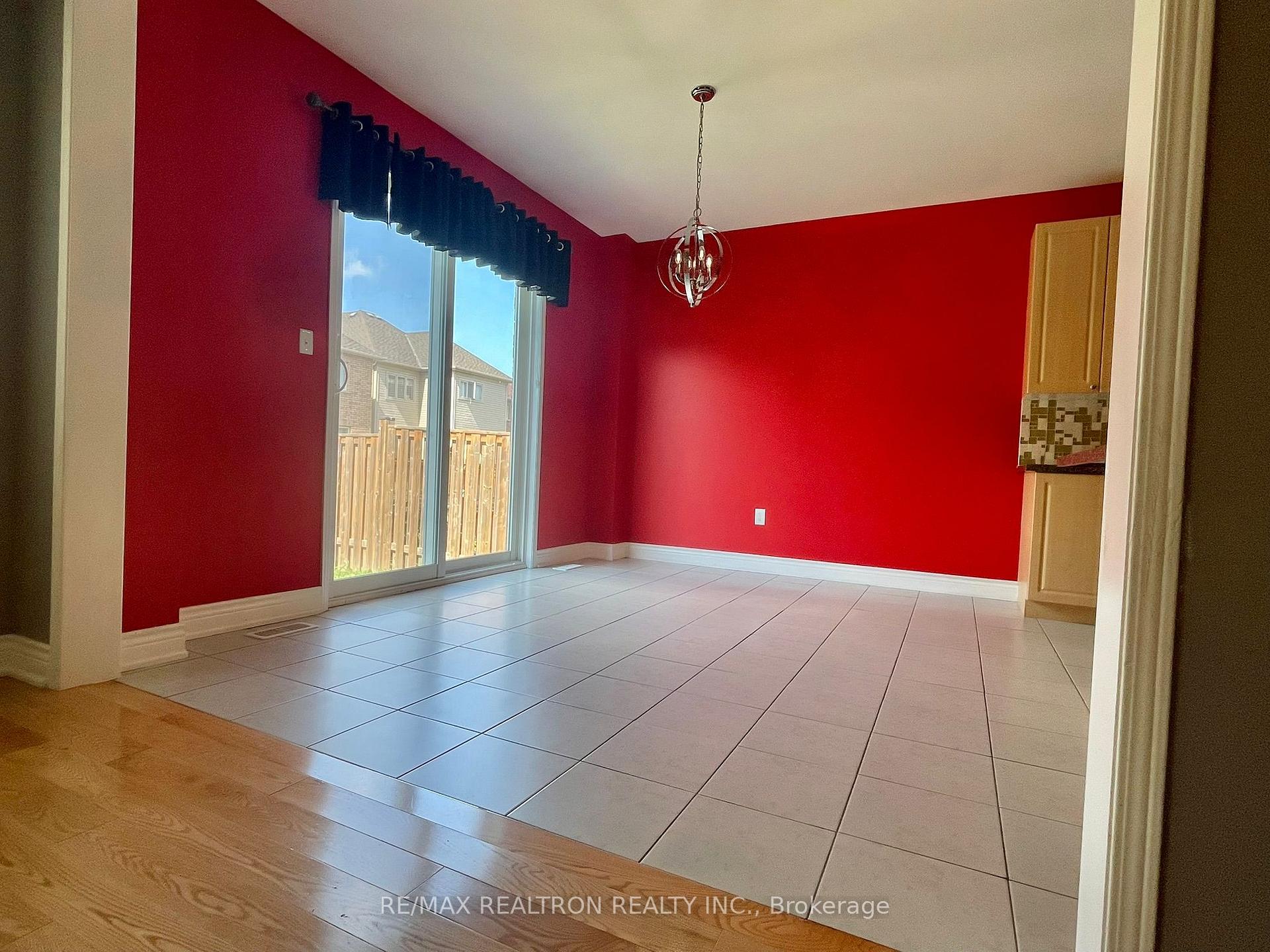 Photo 9 of 2589 Snow Knight Drive, Oshawa, Windfields — HOMEH