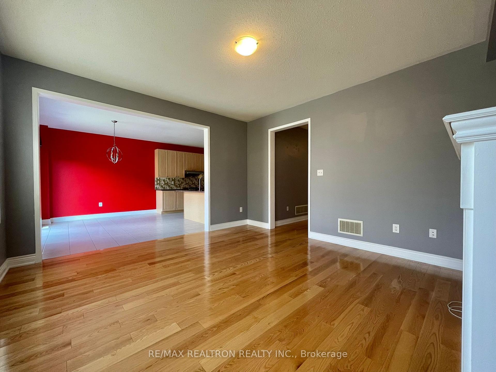 Photo 10 of 2589 Snow Knight Drive, Oshawa, Windfields — HOMEH