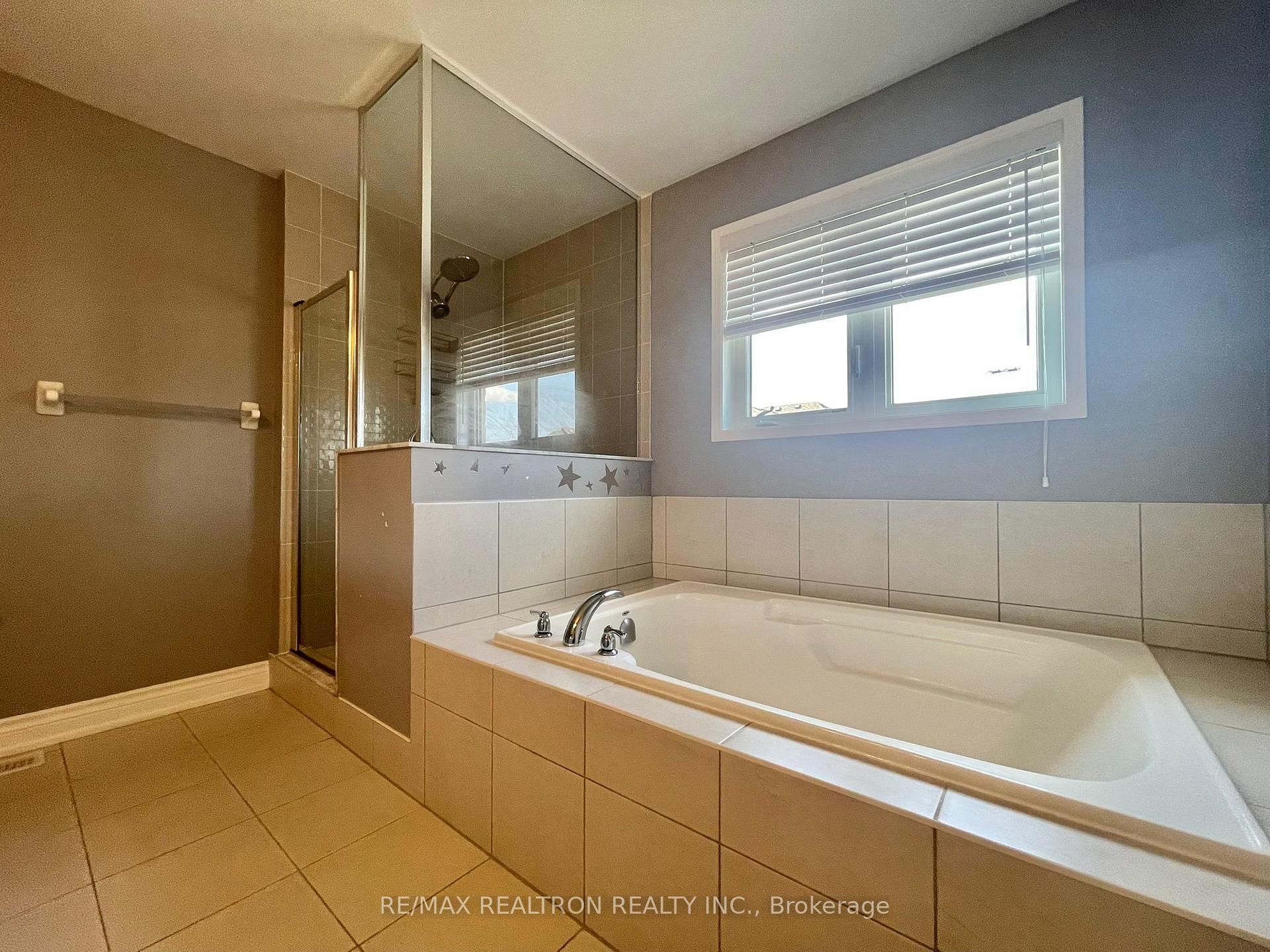 Photo 12 of 2589 Snow Knight Drive, Oshawa, Windfields — HOMEH
