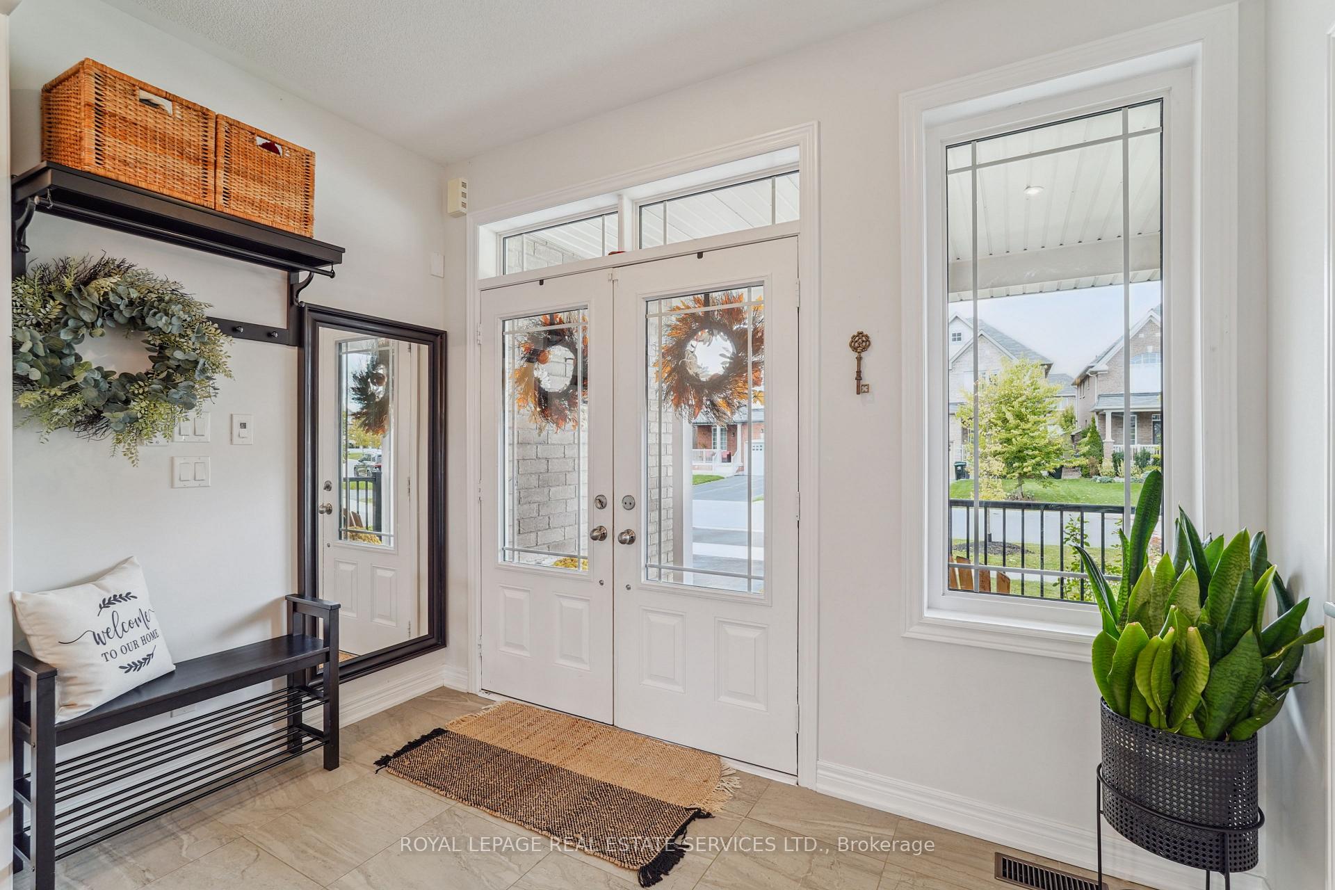 Photo 3 of 21 Mckay Avenue, New Tecumseth, Tottenham — HOMEH