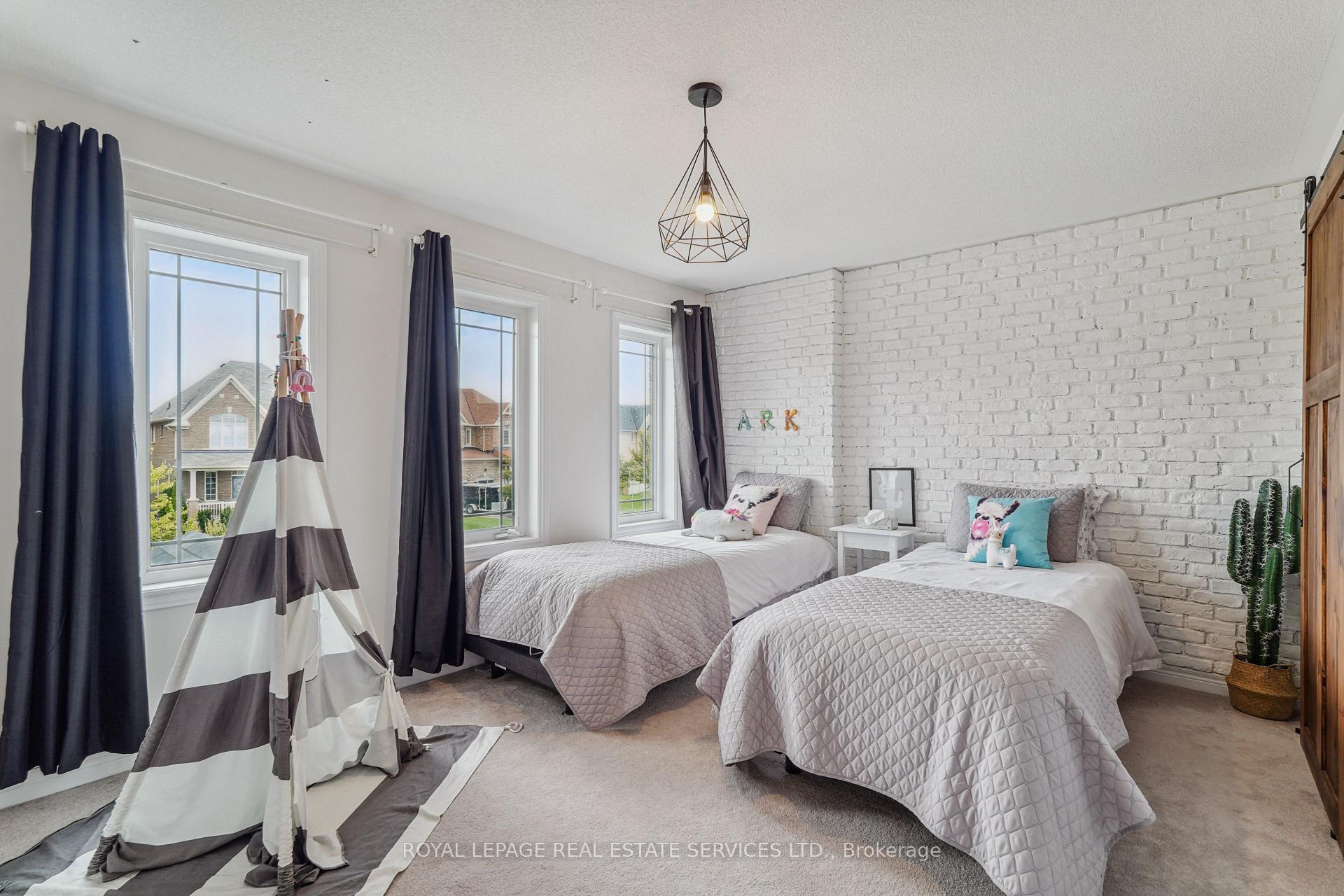 Photo 19 of 21 Mckay Avenue, New Tecumseth, Tottenham — HOMEH