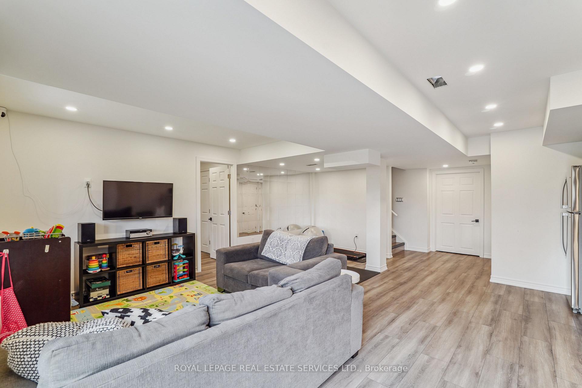 Photo 26 of 21 Mckay Avenue, New Tecumseth, Tottenham — HOMEH