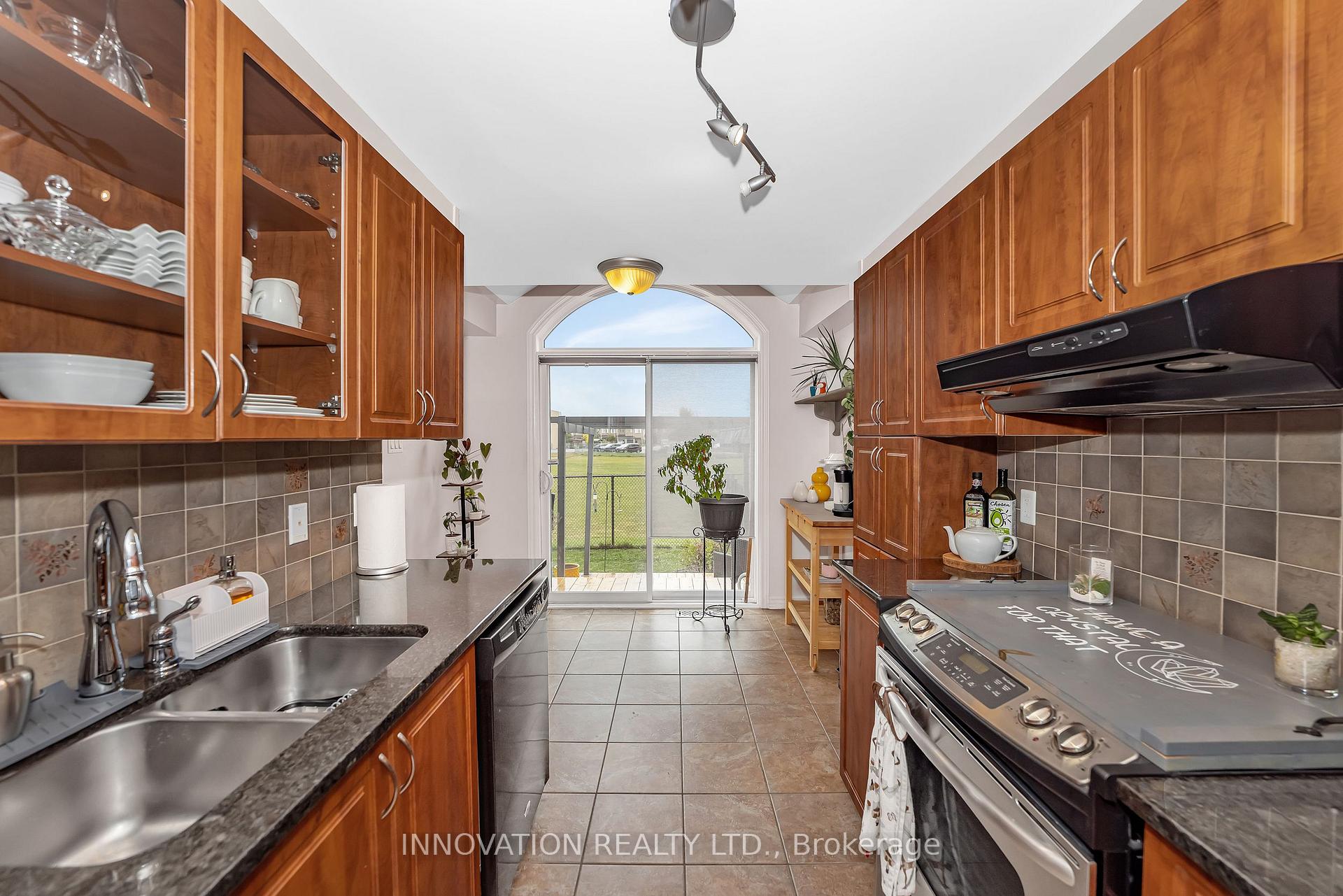 Photo 10 of 146 Silvermoon Crescent, Ottawa, Avalon East — HOMEH