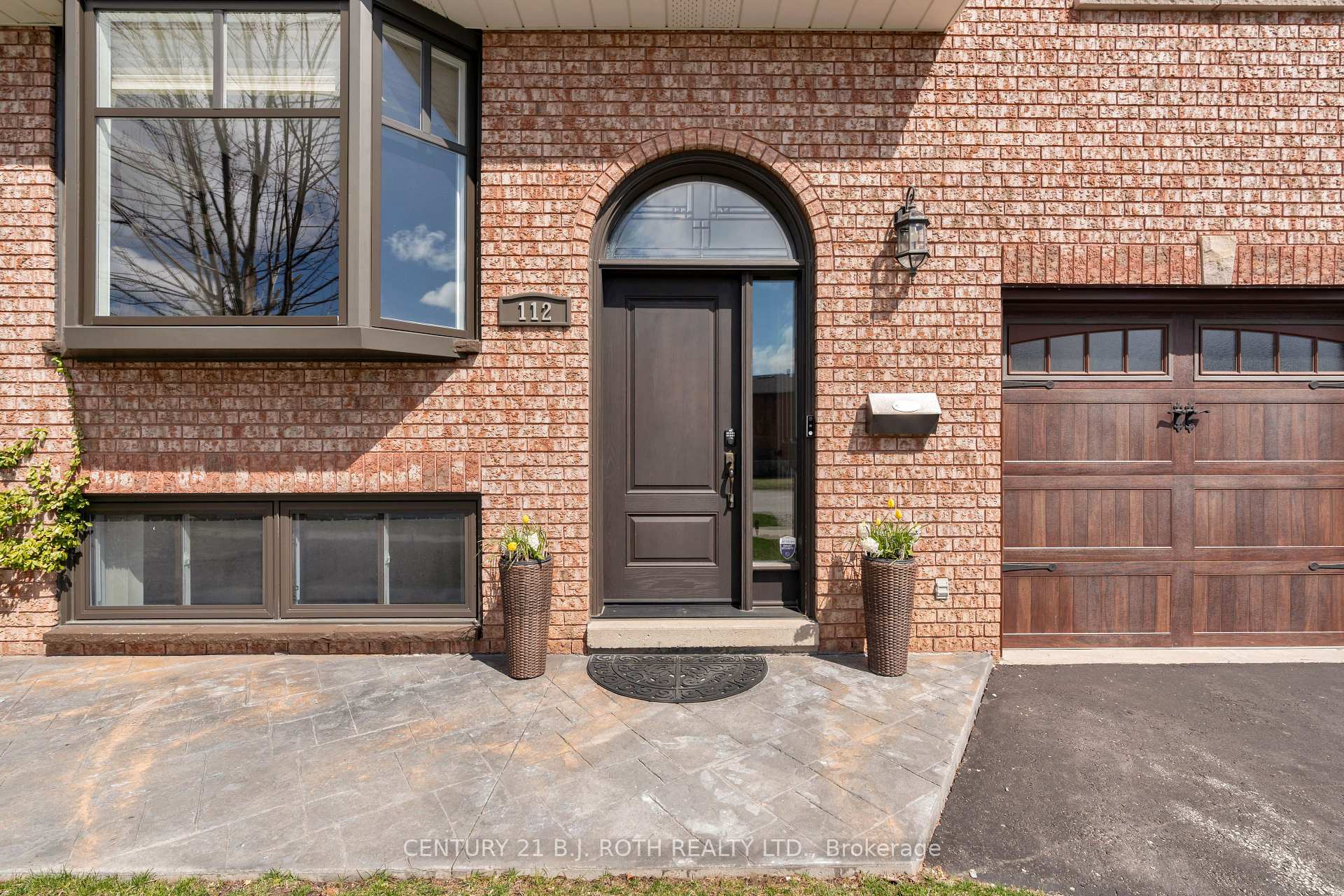 Photo 3 of 112 Lewis Drive, Orillia — HOMEH