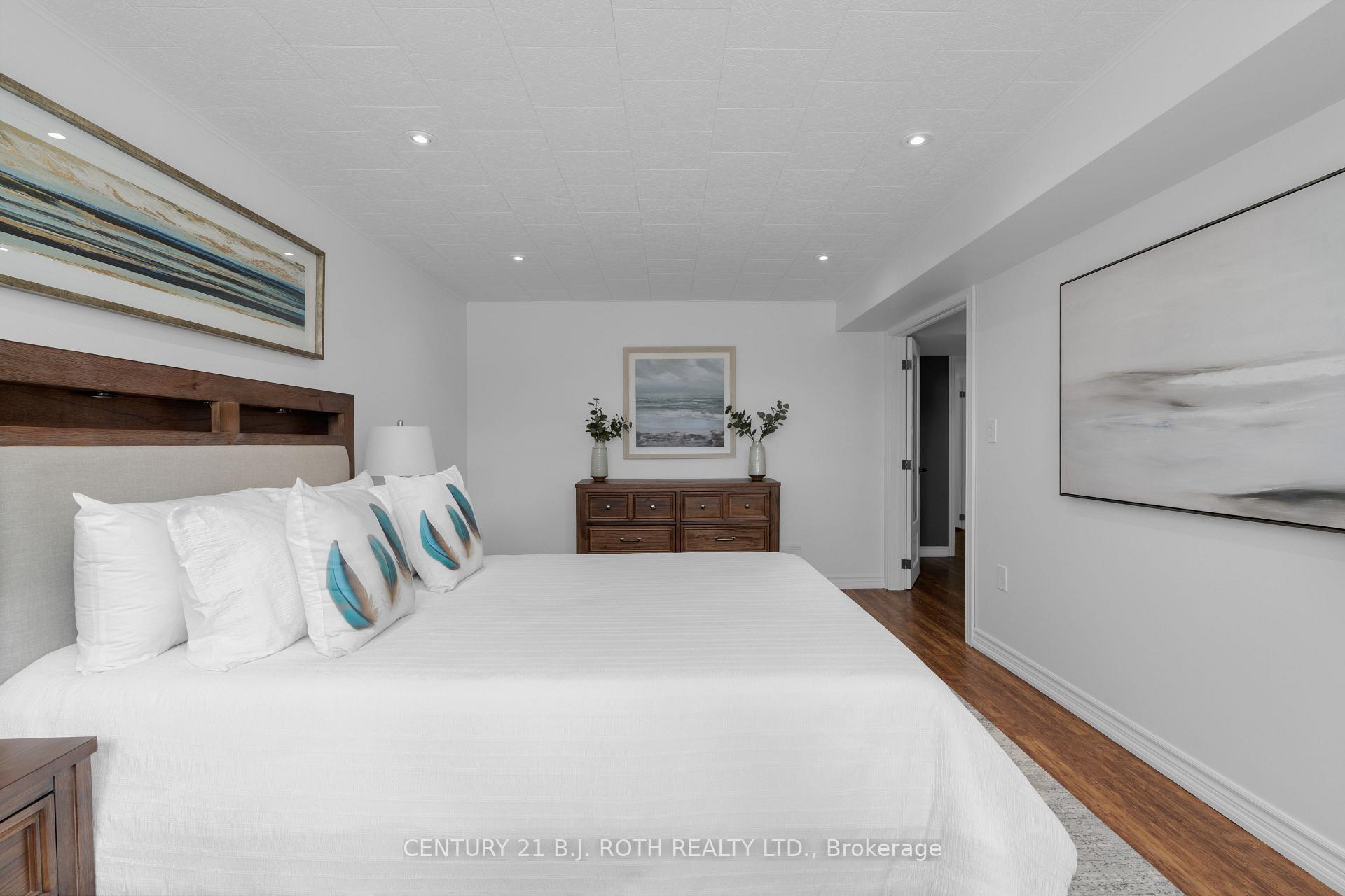 Photo 31 of 112 Lewis Drive, Orillia — HOMEH