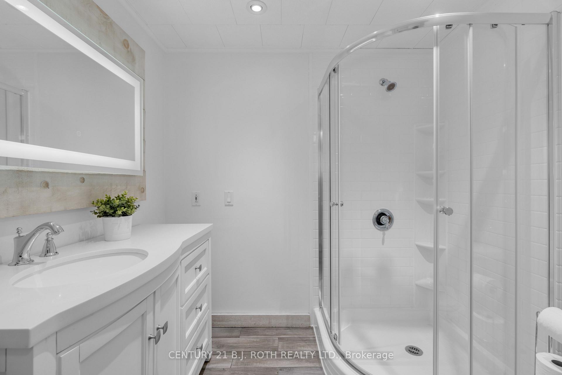 Photo 33 of 112 Lewis Drive, Orillia — HOMEH