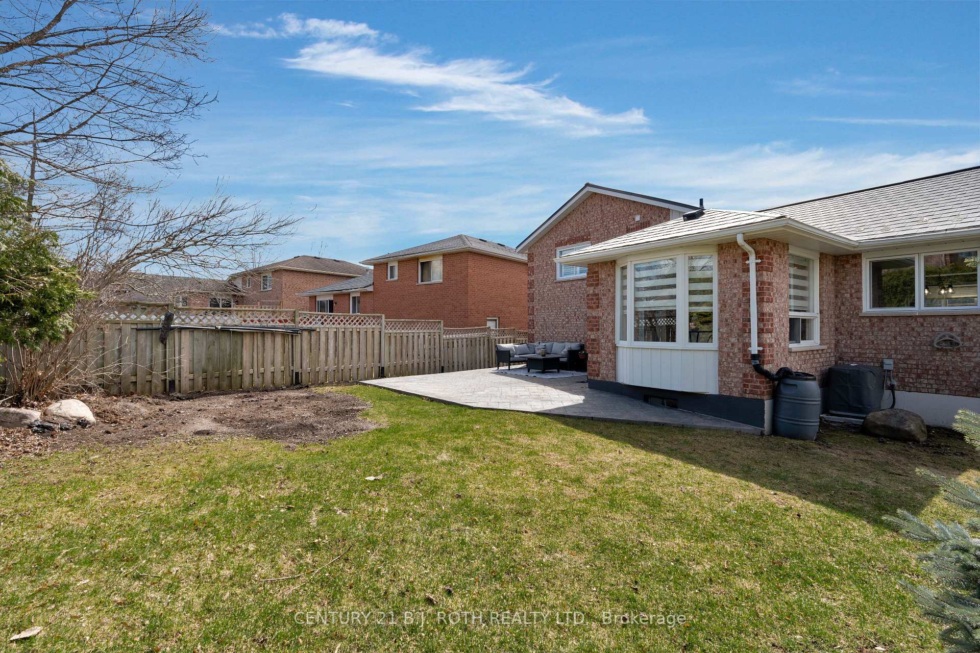 Photo 38 of 112 Lewis Drive, Orillia — HOMEH
