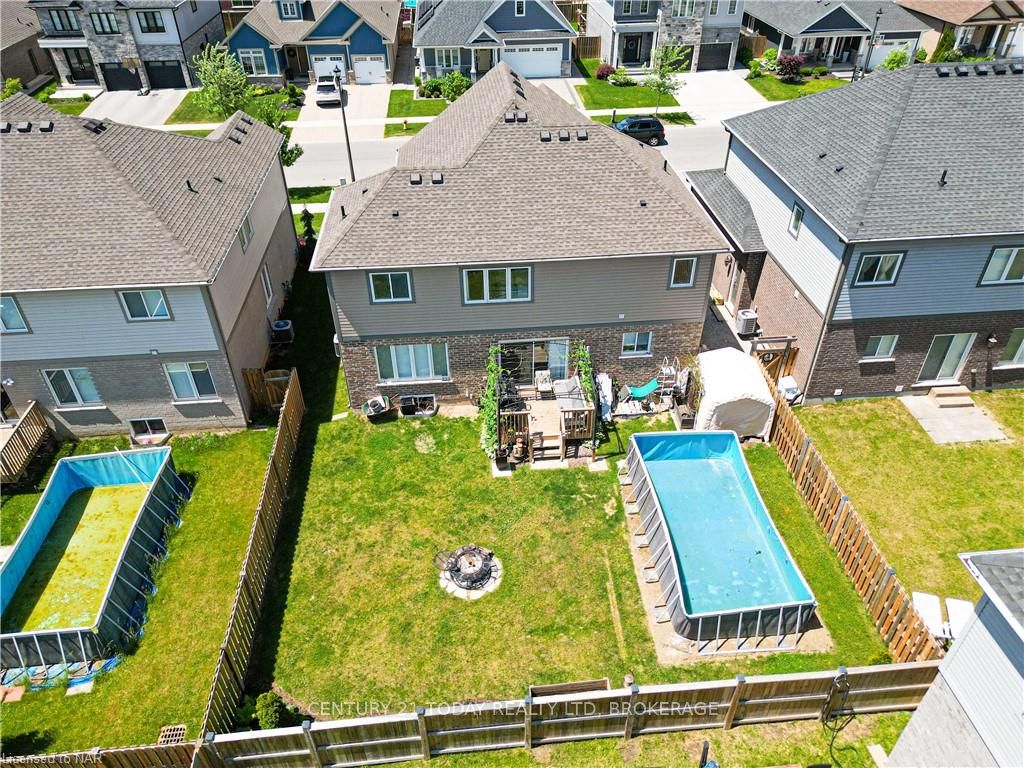 Photo 9 of 131 Lametti Drive, Pelham, Fonthill — HOMEH