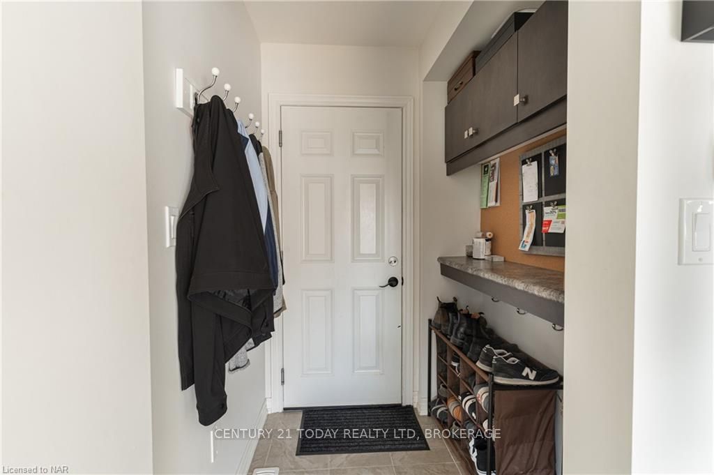 Photo 29 of 131 Lametti Drive, Pelham, Fonthill — HOMEH